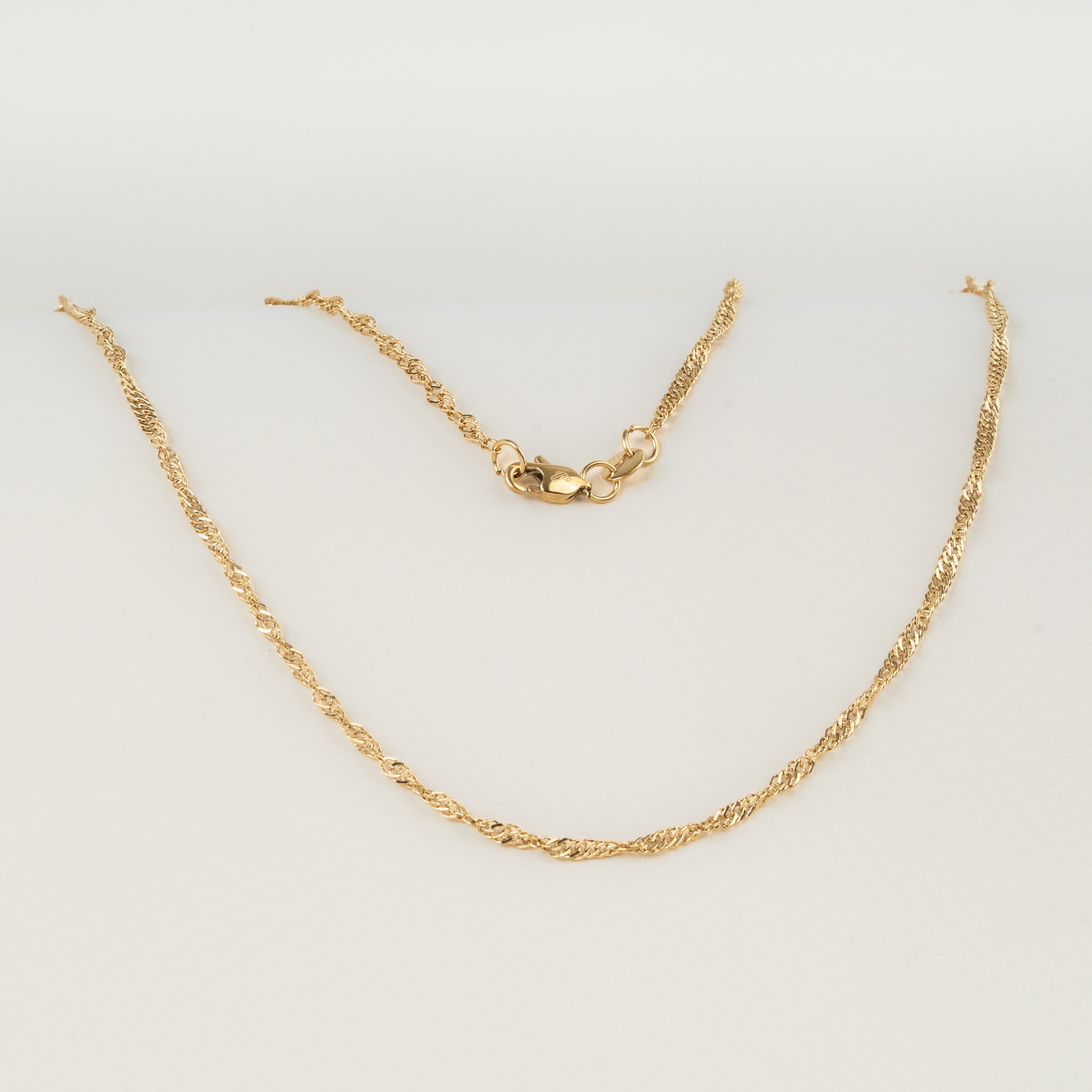 Cadena Singapur Mujer